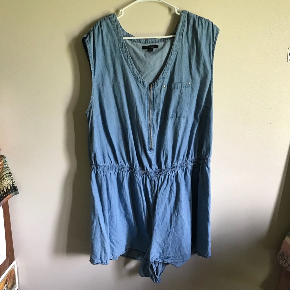 Light denim romper Women’s 2X